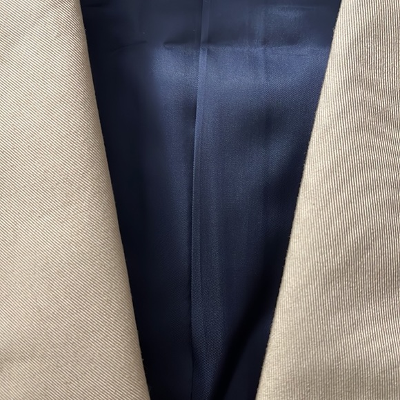 Men’s J Crew Ludlow Slim Fit Suit Jacket and Pants - Picture 9 of 16